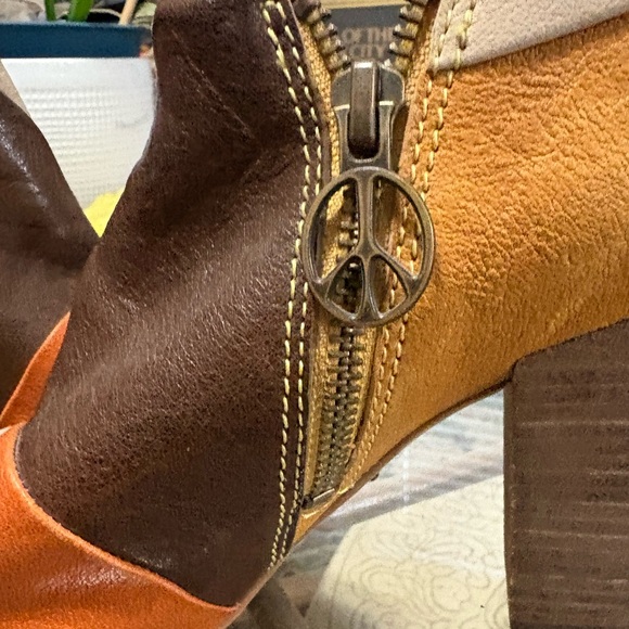 Vintage Lucky Brand colorful Peep-Toe Ankle Boots size 6.5 - Picture 4 of 11